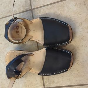 Pons avarcas platform